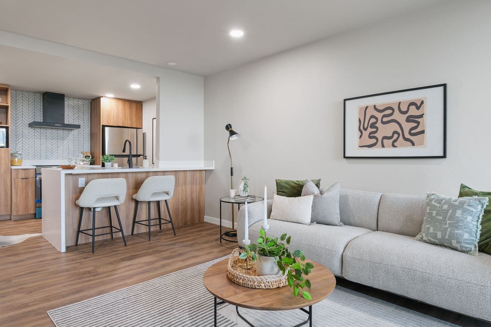 San Diego Apartment: 4043 1st Ave