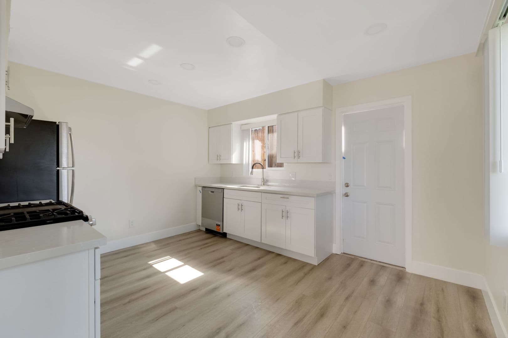 Lemon Grove Apartment: 8619-8686 Sandy Bev Lane