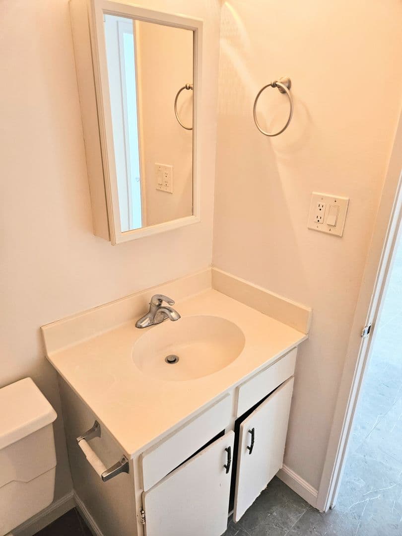 Honolulu Condo: 5122 Likini Street, Unit 412