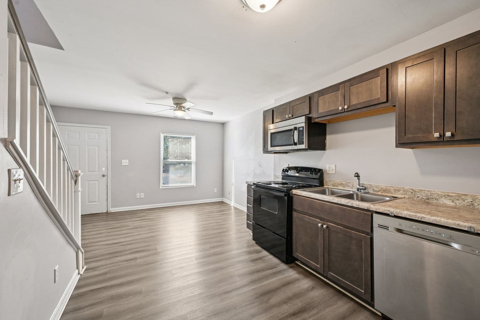 Columbus Apartment: 4646 Tamarack Blvd