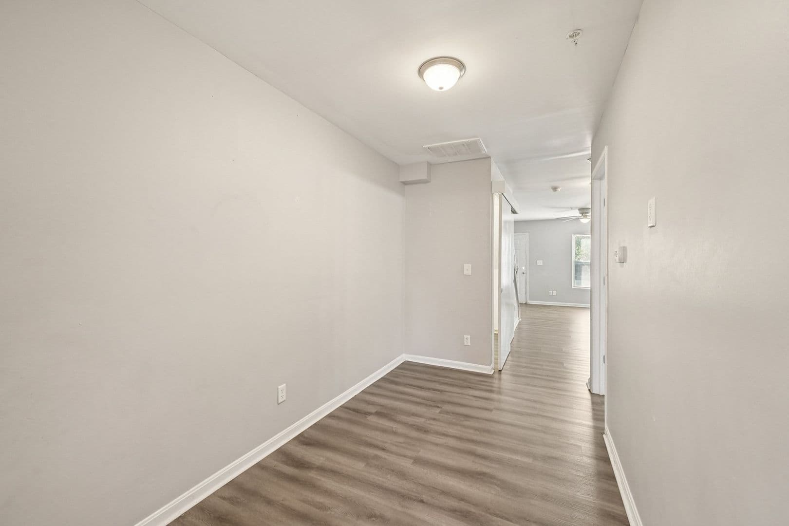 Columbus Apartment: 4646 Tamarack Blvd
