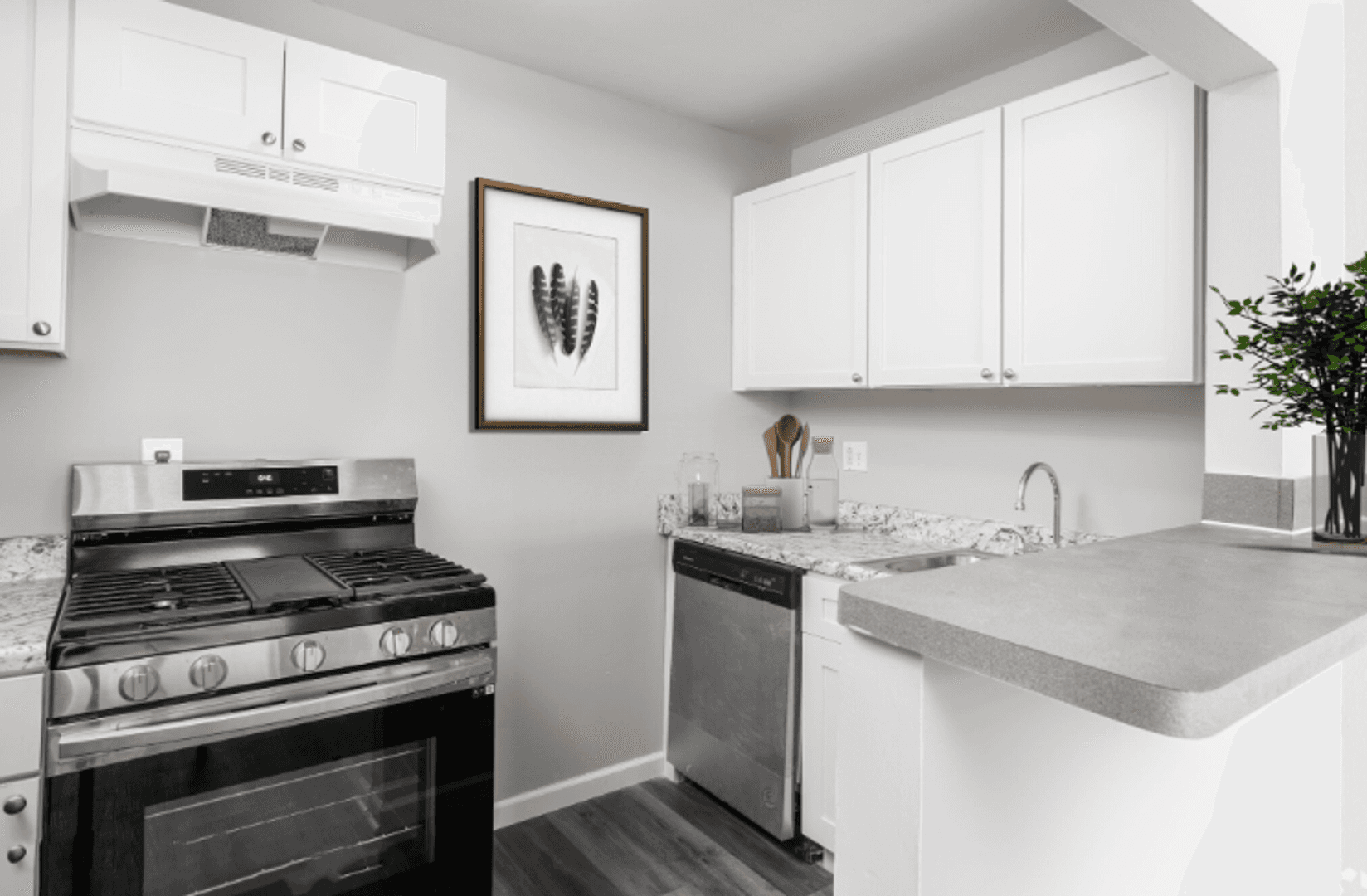 Columbus Apartment: 4646 Tamarack Blvd