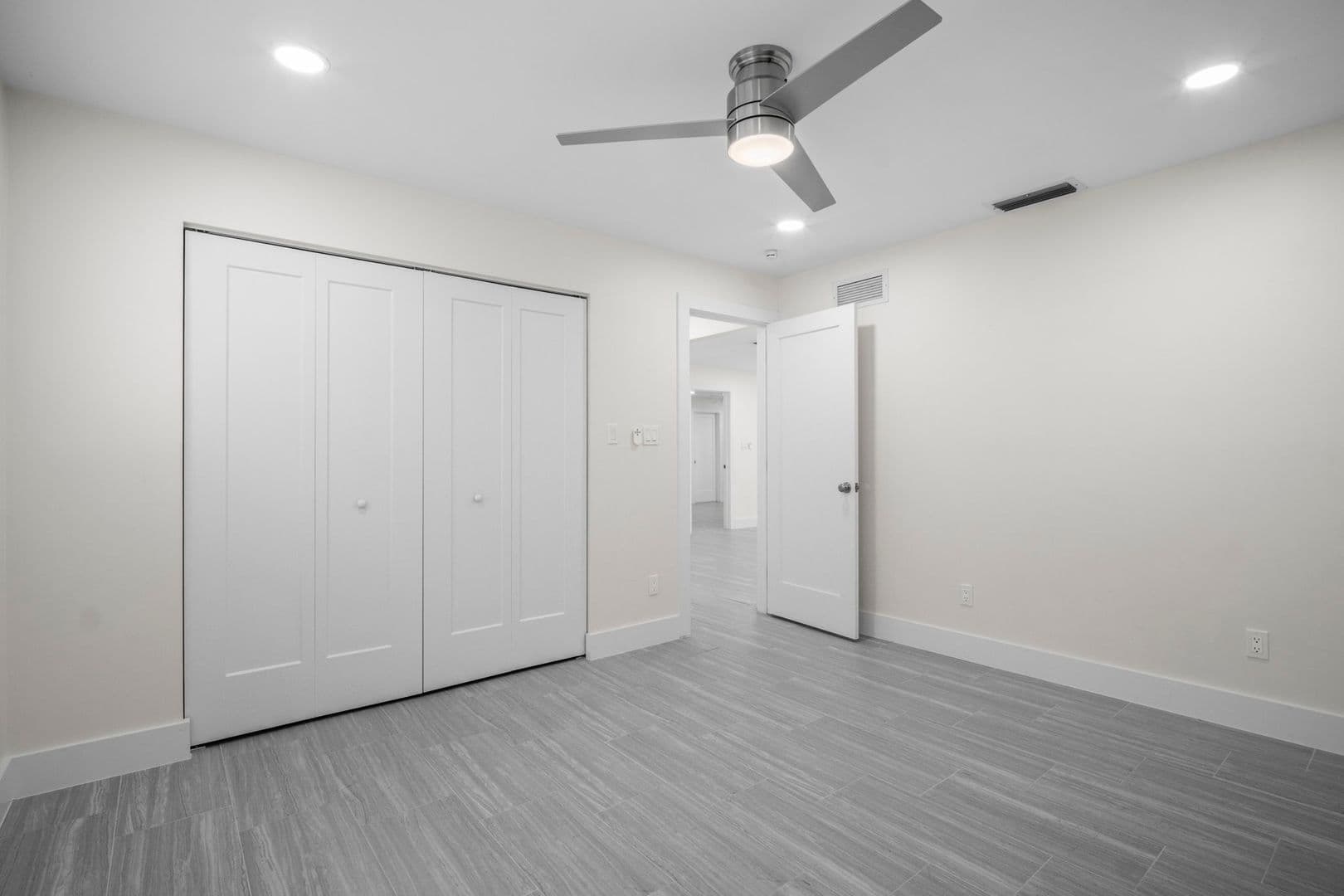 Naples House: 538 Fairway Terrace