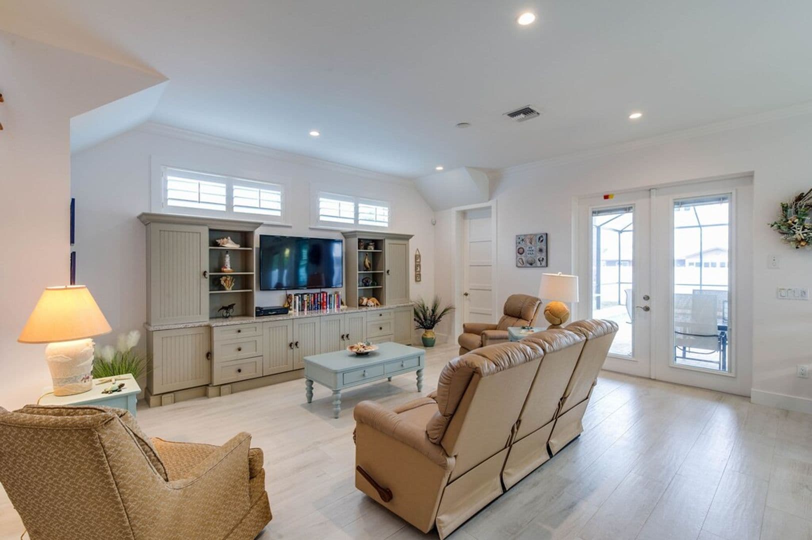 Naples Apartment: 797 91st Ave. N