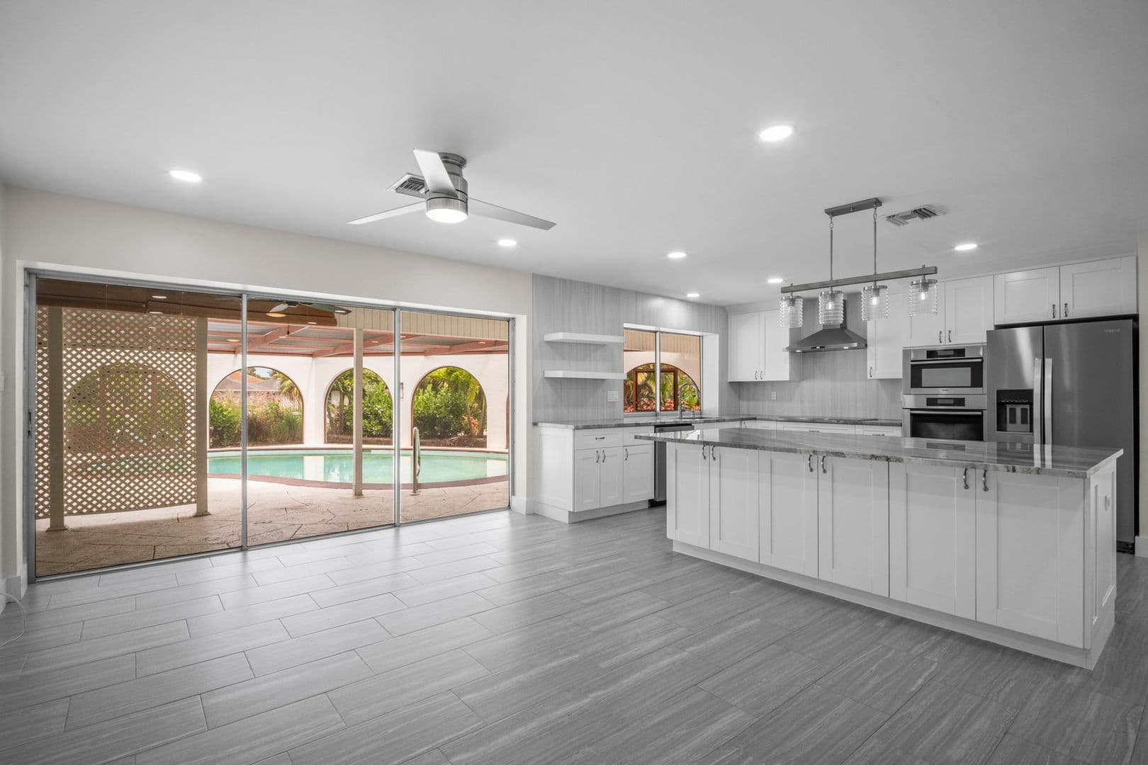 Naples House: 538 Fairway Terrace