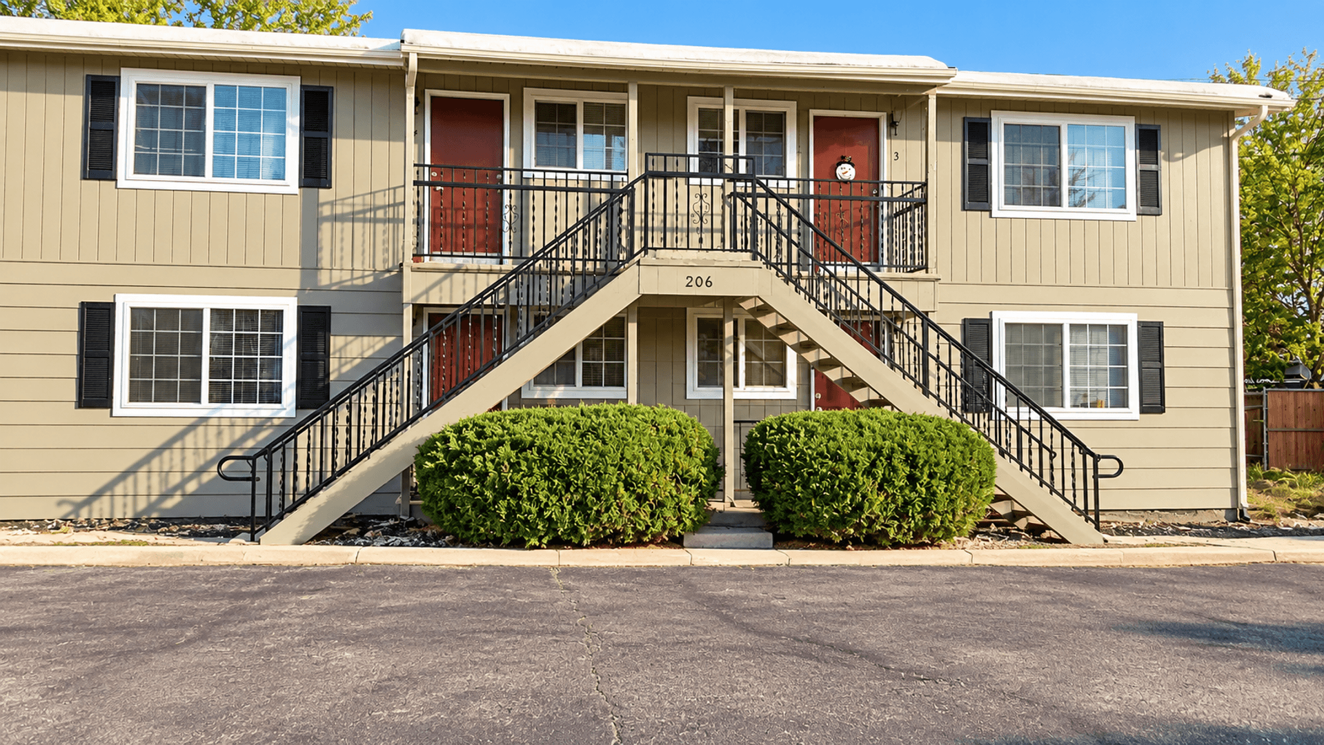 Boise Apartment: 206 W. Boise Ave.