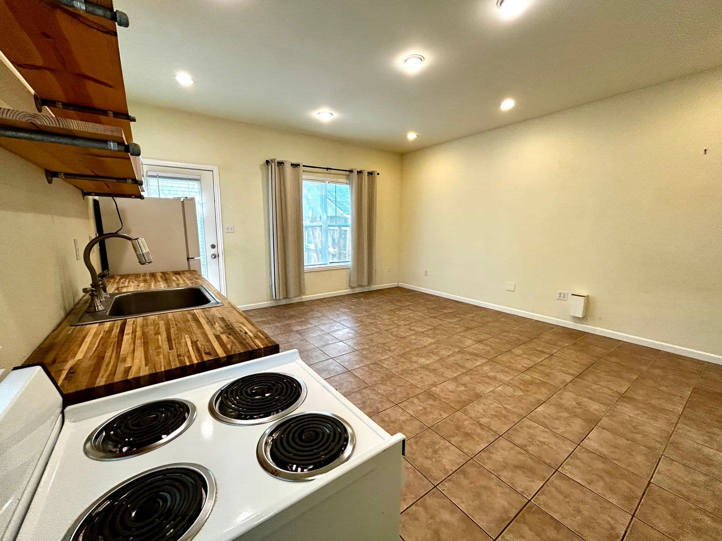 Austin Multiplex: 4412 Barrow Ave - Entire Property