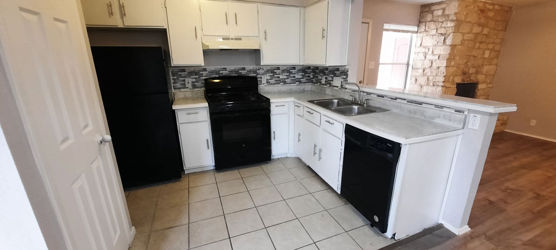 Austin Apartment: 823 Taulbee Ln