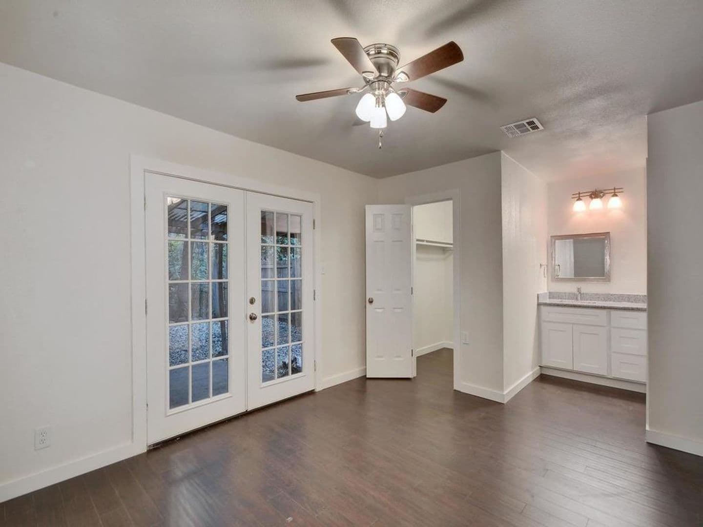 Austin Multiplex: 2706 Parker Lane