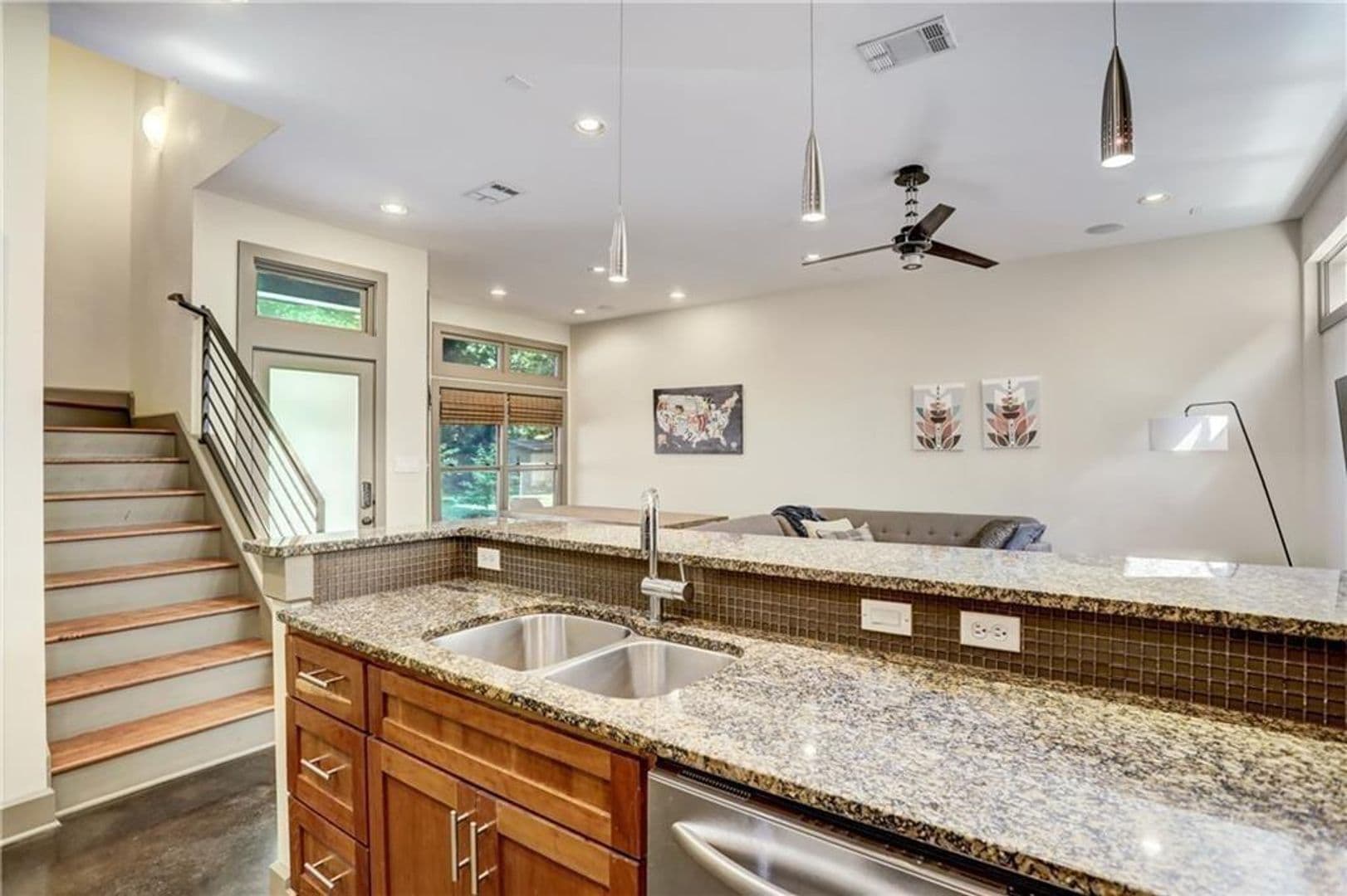 Austin Apartment: 602 W North Loop Blvd