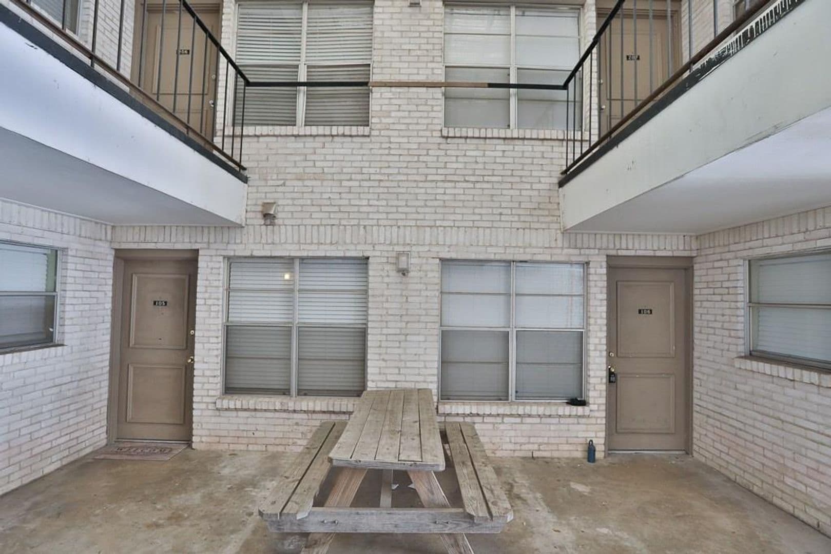 Austin Apartment: 710 E. Dean Keaton - Unit 101