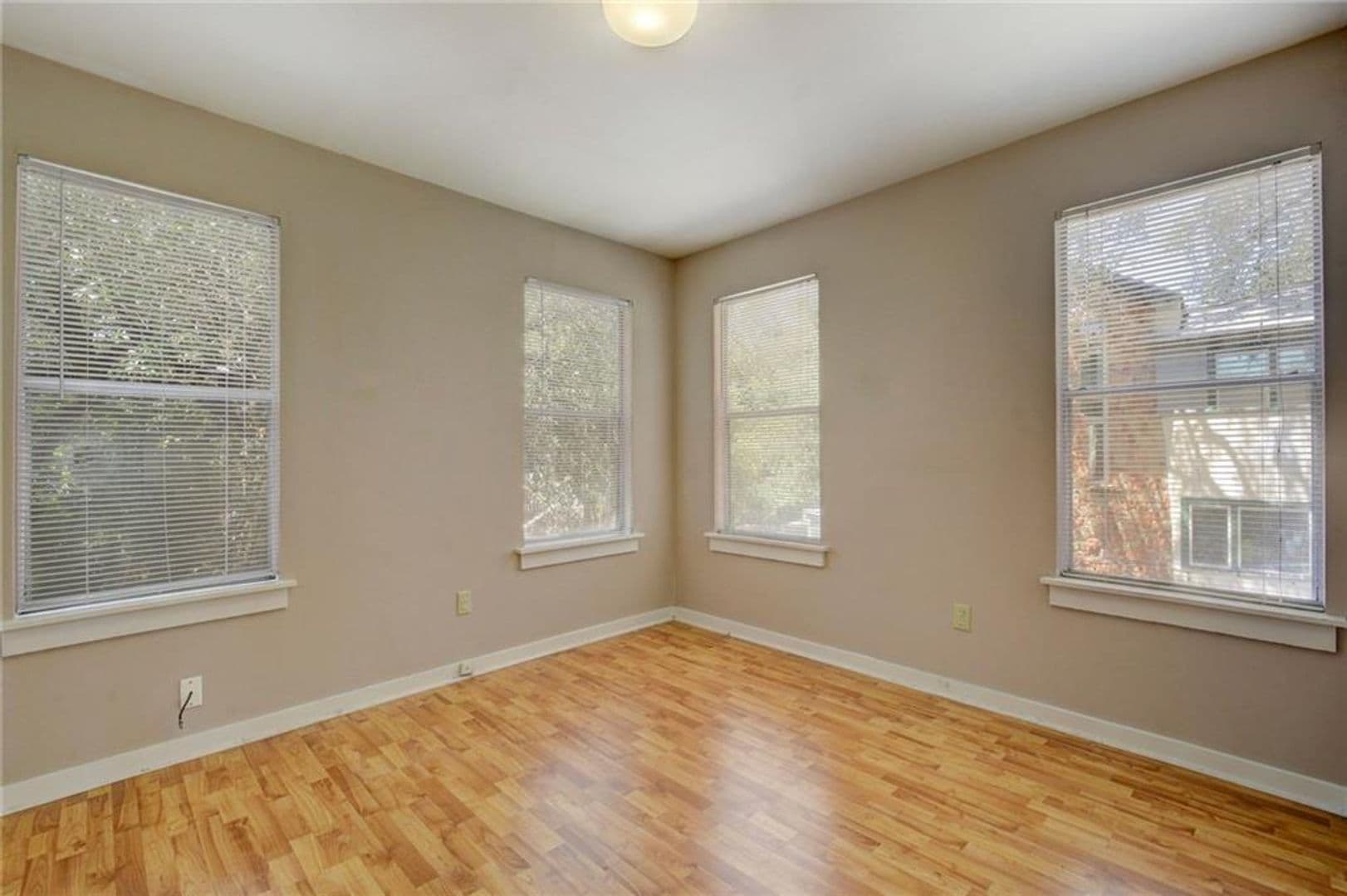 Austin Multiplex: 1305 Lorrain St - Unit E