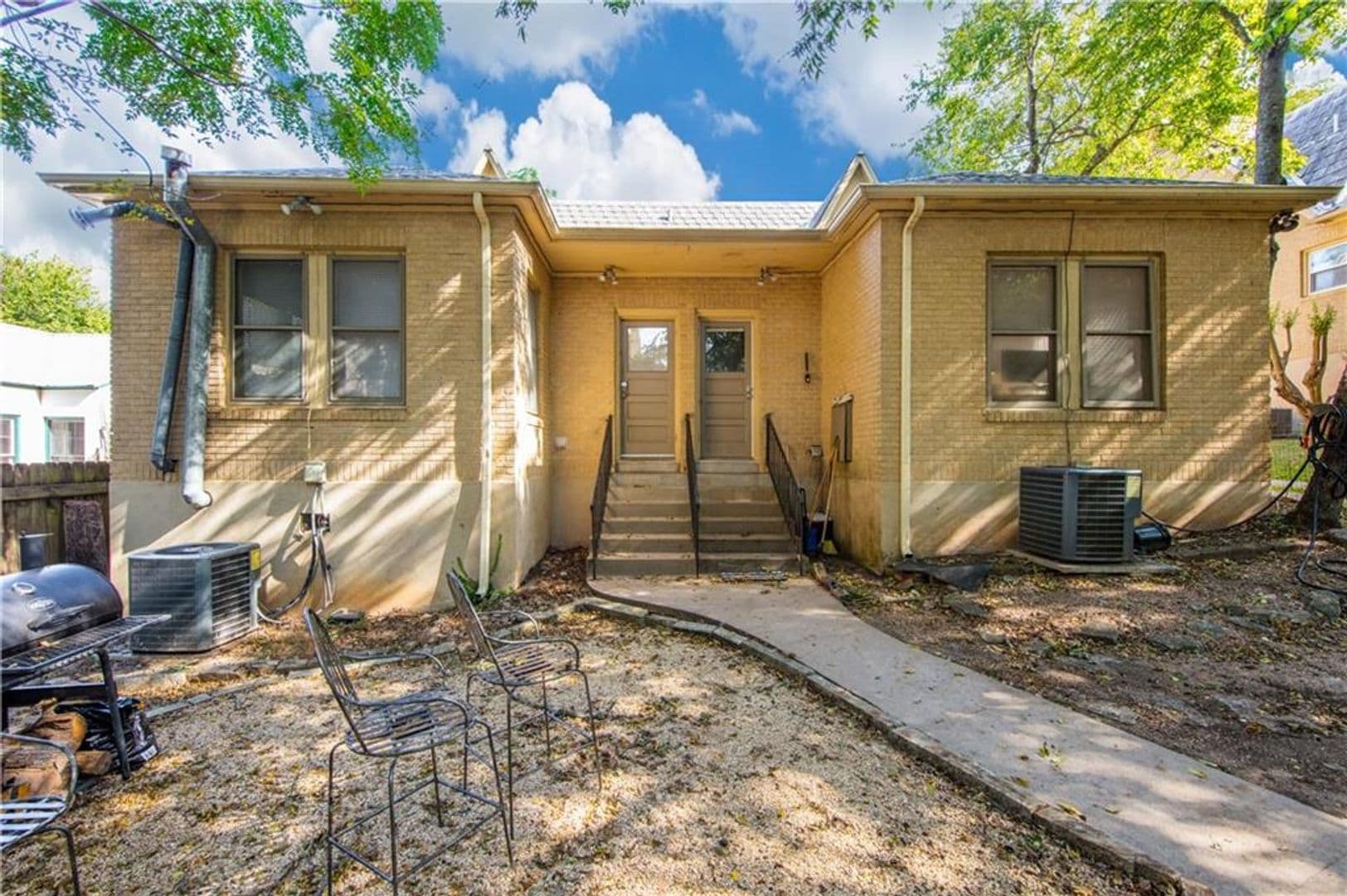Austin Multiplex: 405 E 32nd St