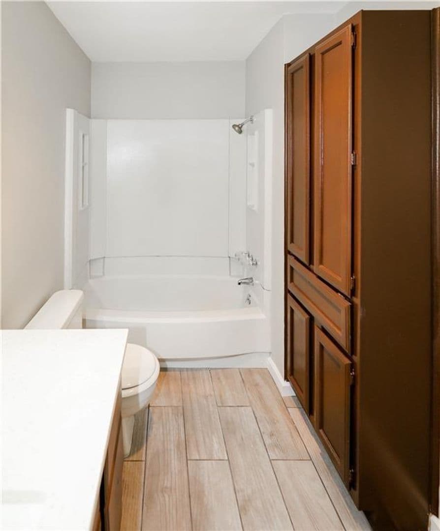 Austin Multiplex: 1700 Waterloo Trl