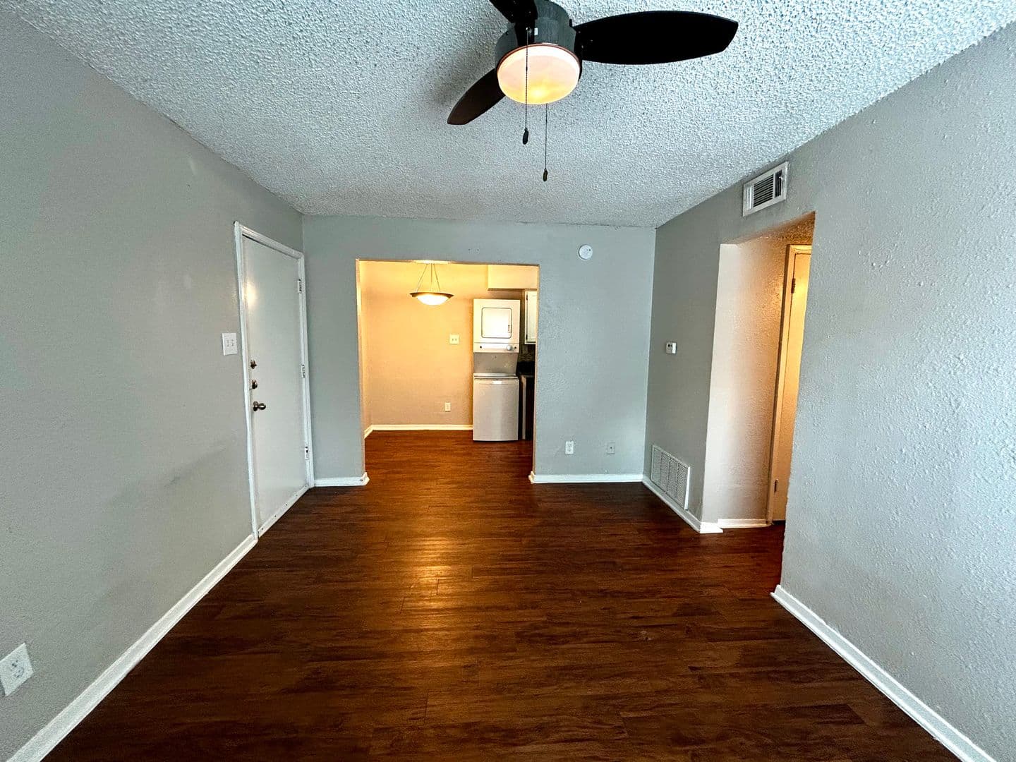 Austin Apartment: 2401 Manor Road