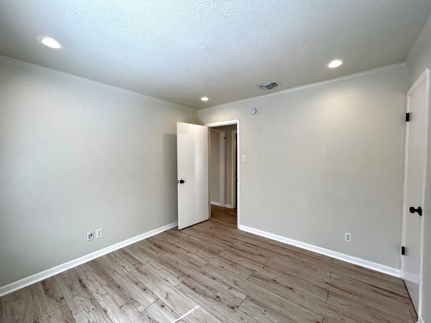 Austin Multiplex: 1005 W Martin Luther King Jr Blvd - Unit B