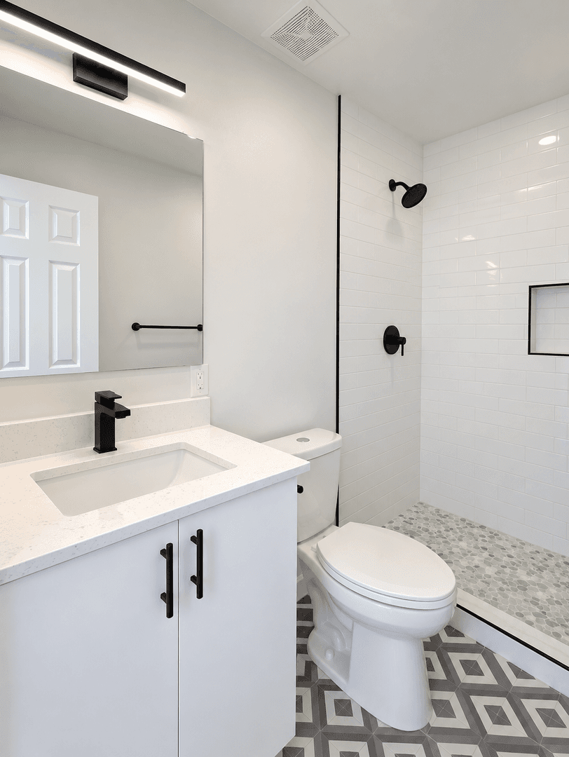 Austin House: 604 Bellevue Pl.