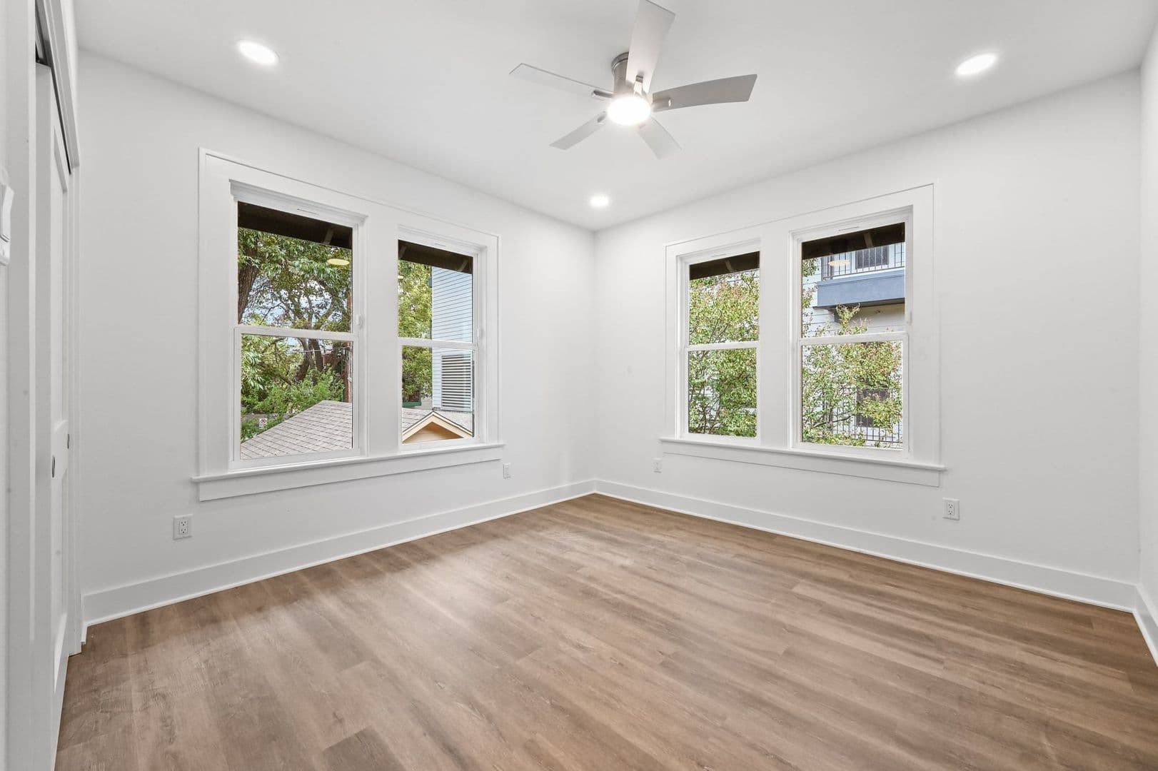 Austin House: 910 W 22nd 1/2 St