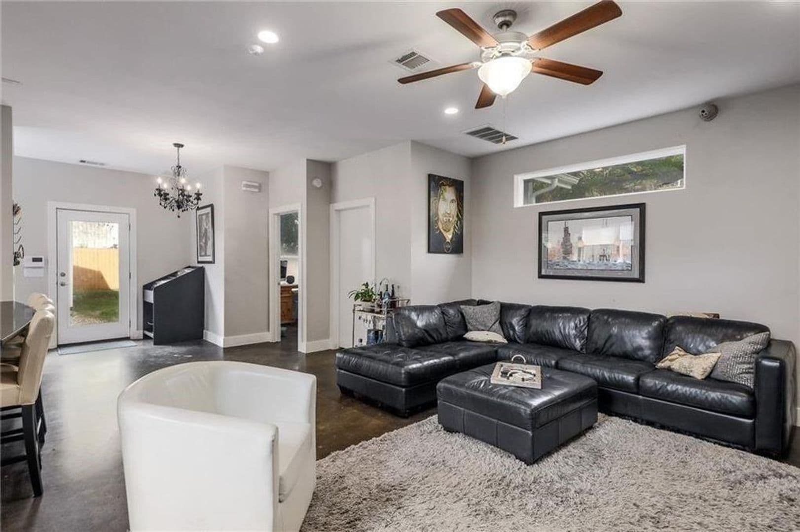 Austin House: 1110 Concordia Ave