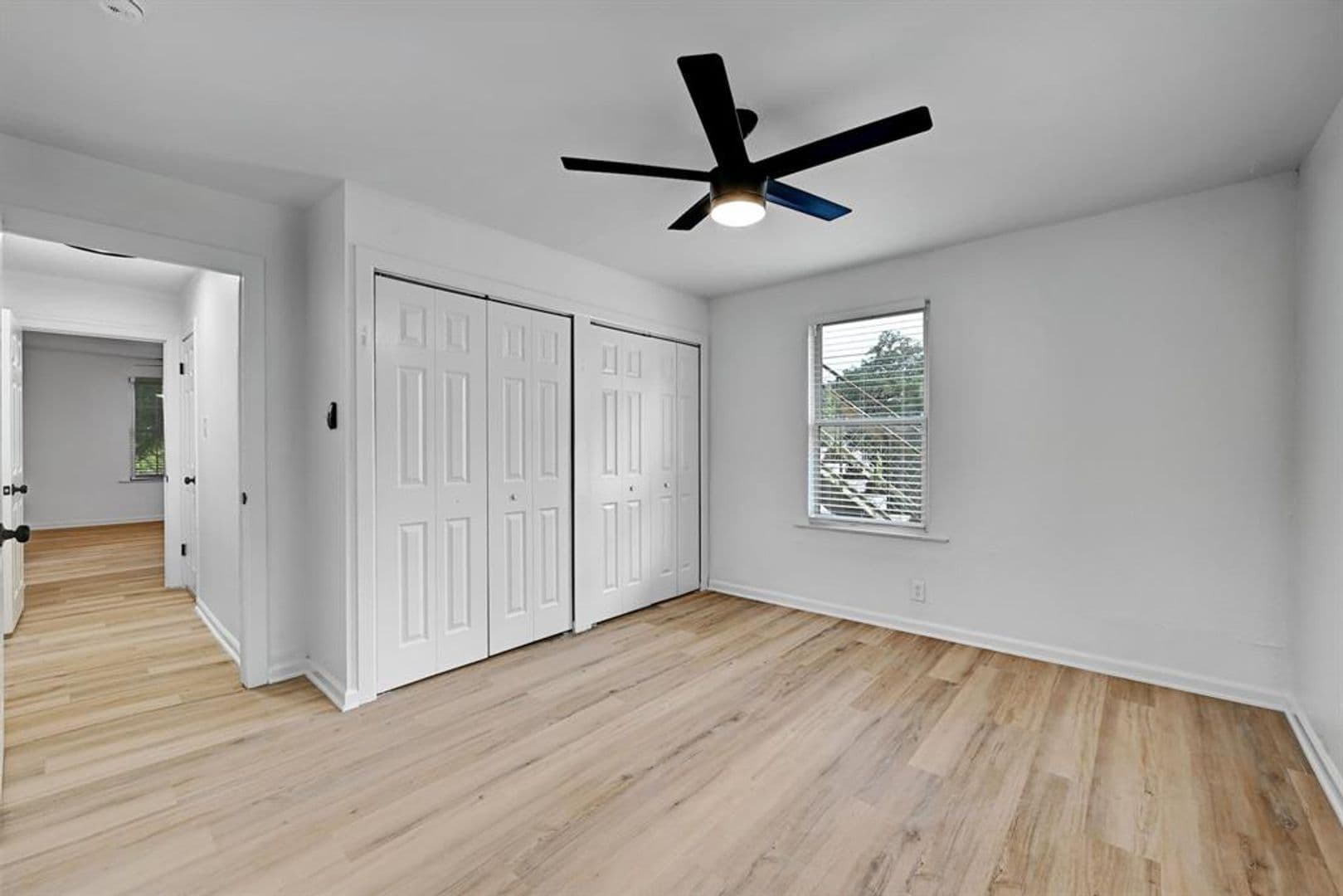 Austin Multiplex: 2305 Longview St