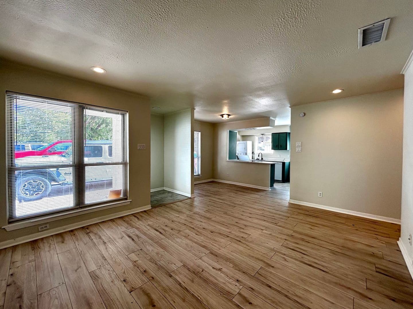 Austin Multiplex: 1005 W Martin Luther King Jr Blvd - Unit B