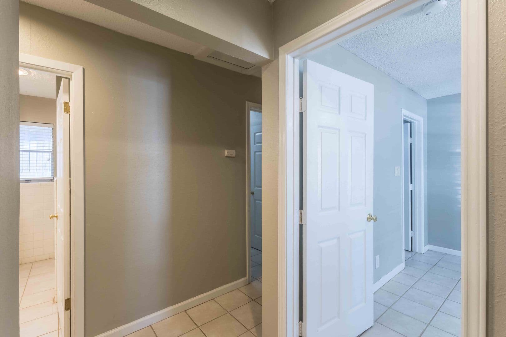Austin Multiplex: 1104 Kinney Ave