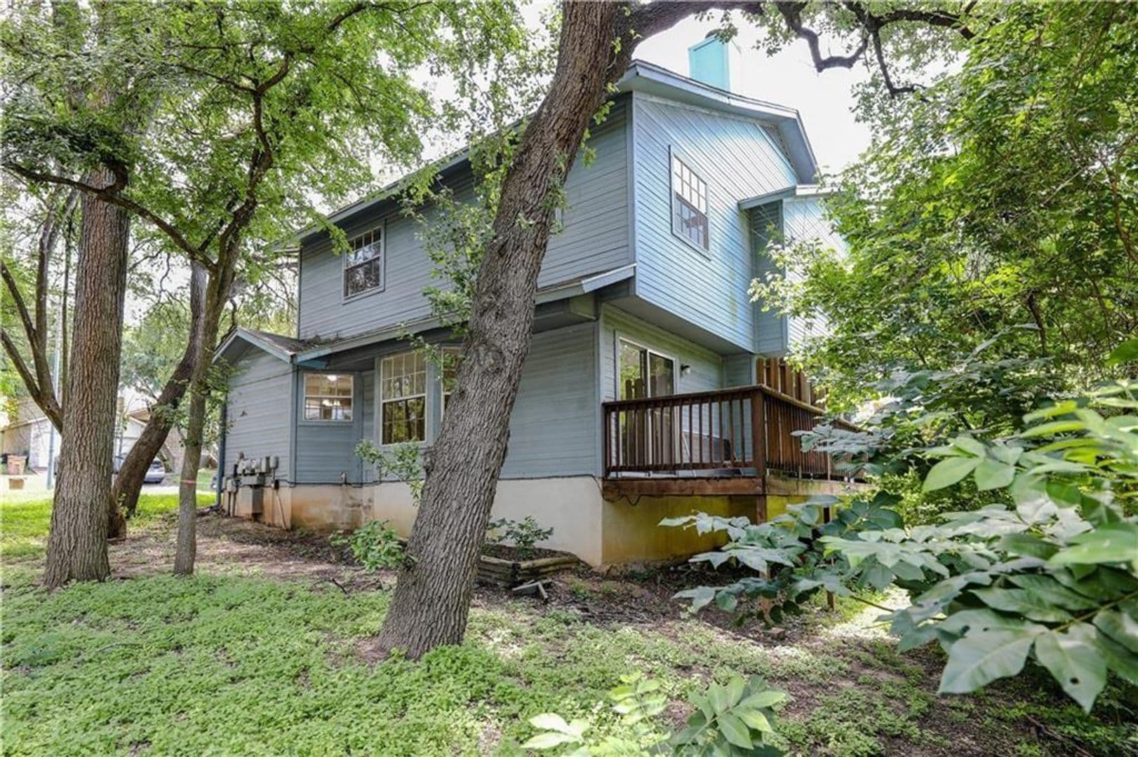 Austin Multiplex: 1700 Waterloo Trl
