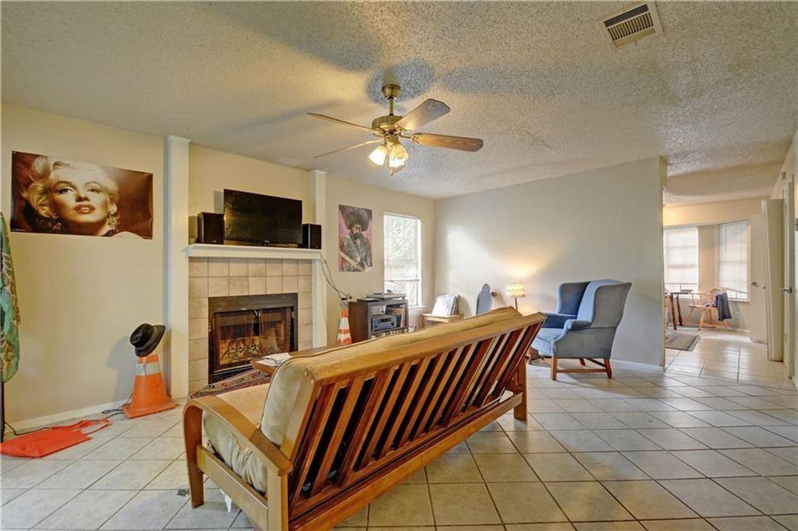 Austin Multiplex: 2011 Kirksey Drive