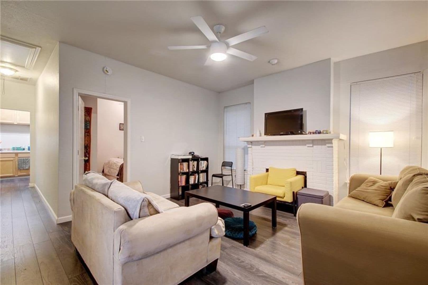 Austin Multiplex: 509 Elmwood Pl
