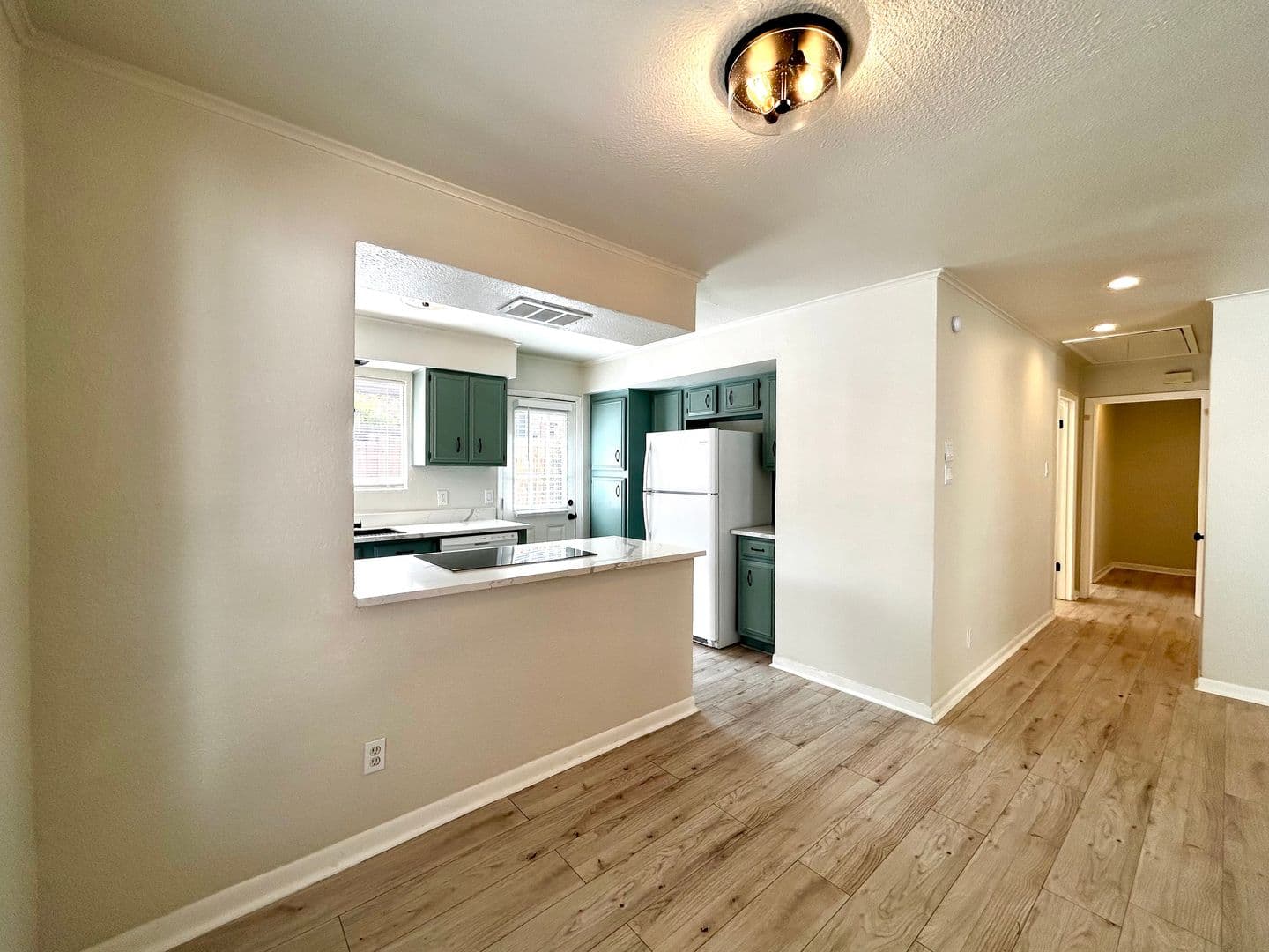 Austin Multiplex: 1005 W Martin Luther King Jr Blvd - Unit B