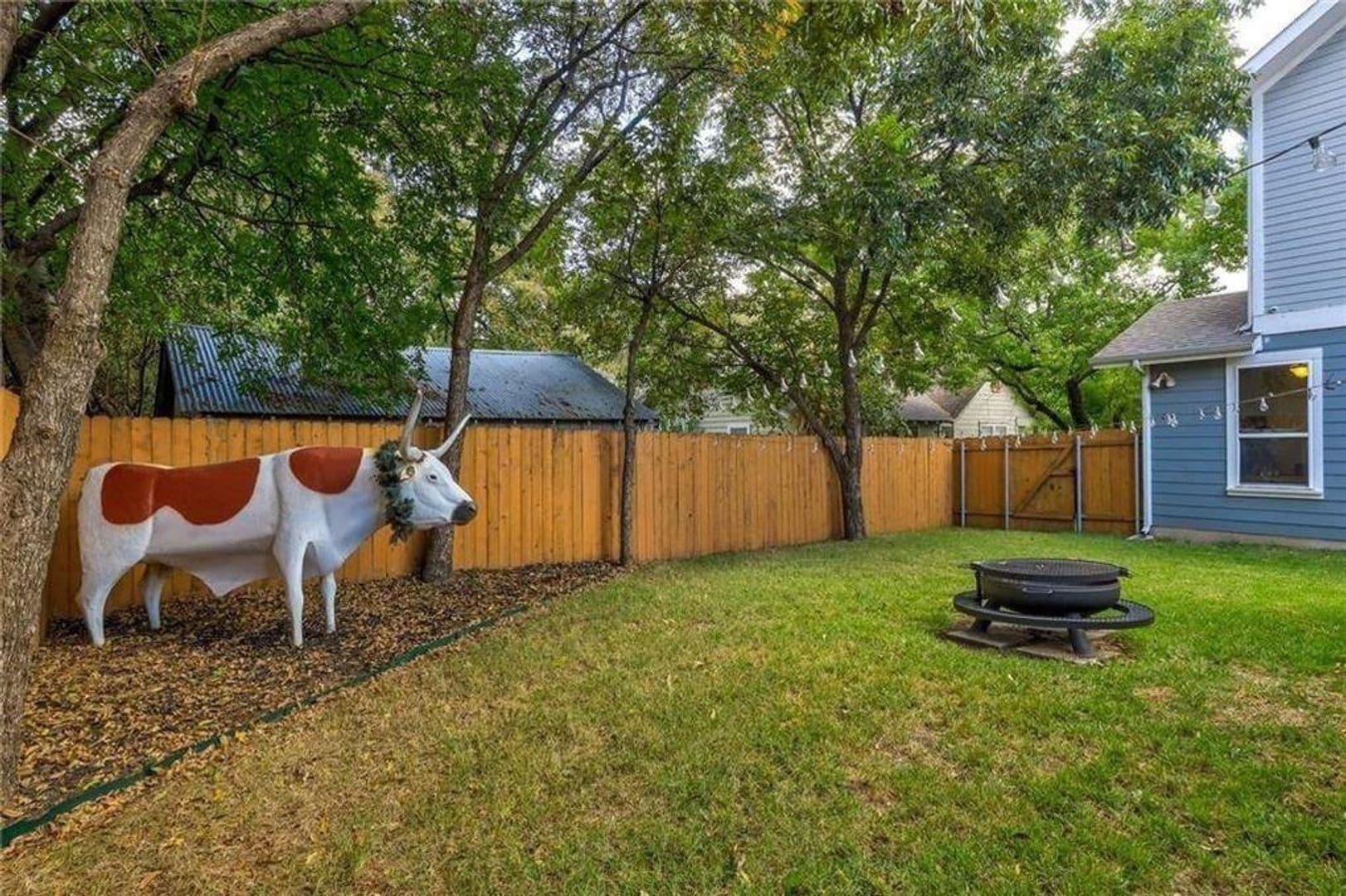 Austin House: 1110 Concordia Ave