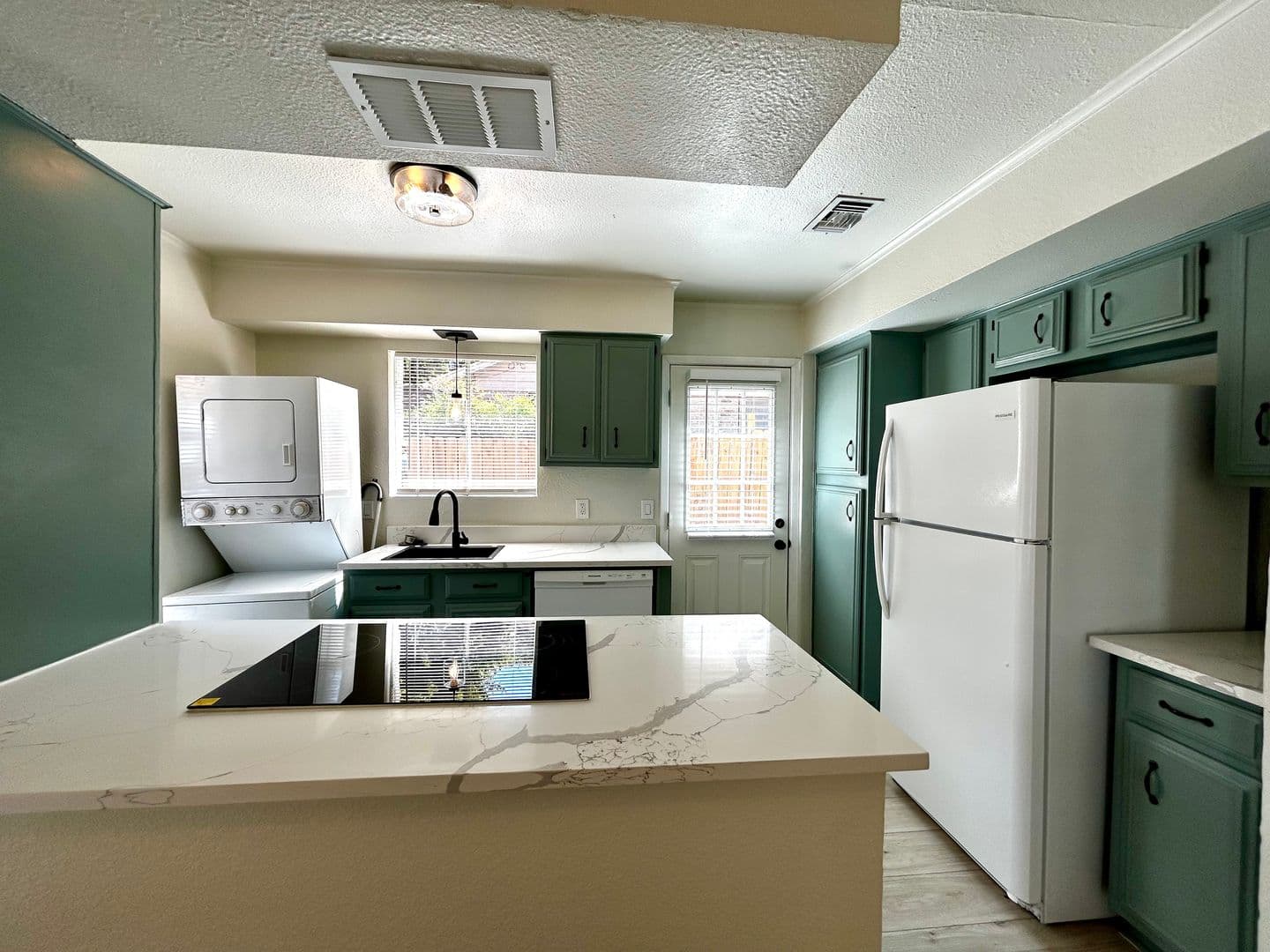 Austin Multiplex: 1005 W Martin Luther King Jr Blvd - Unit B
