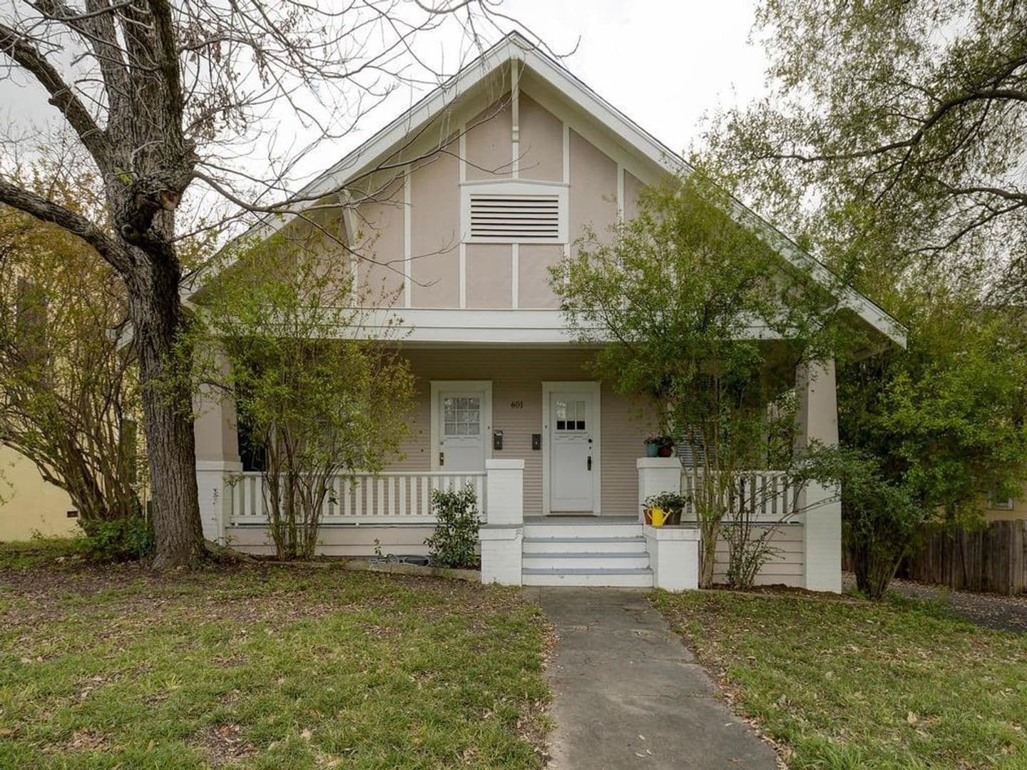 Austin Multiplex: 601 Bellevue Pl