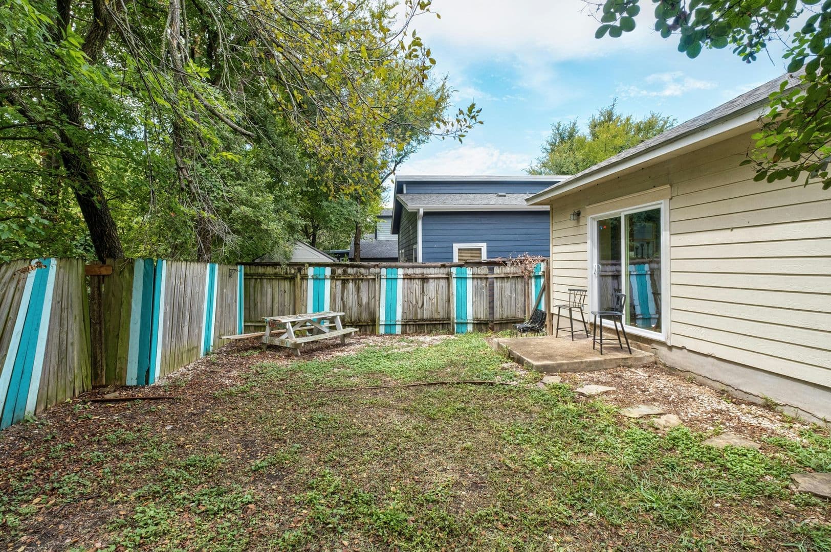 Austin Multiplex: 2917 E 16th St