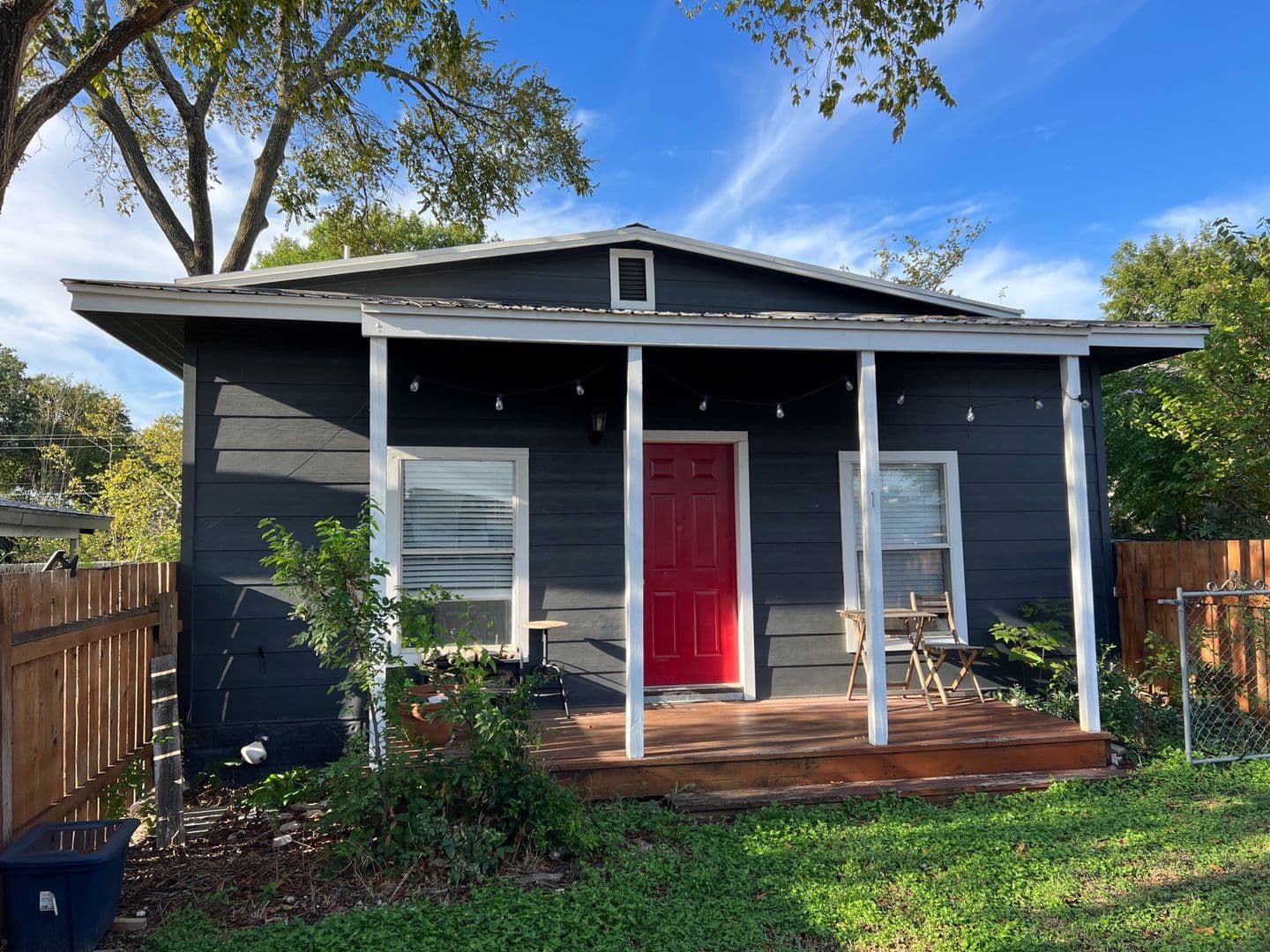 Austin Multiplex: 611 Nelray Blvd