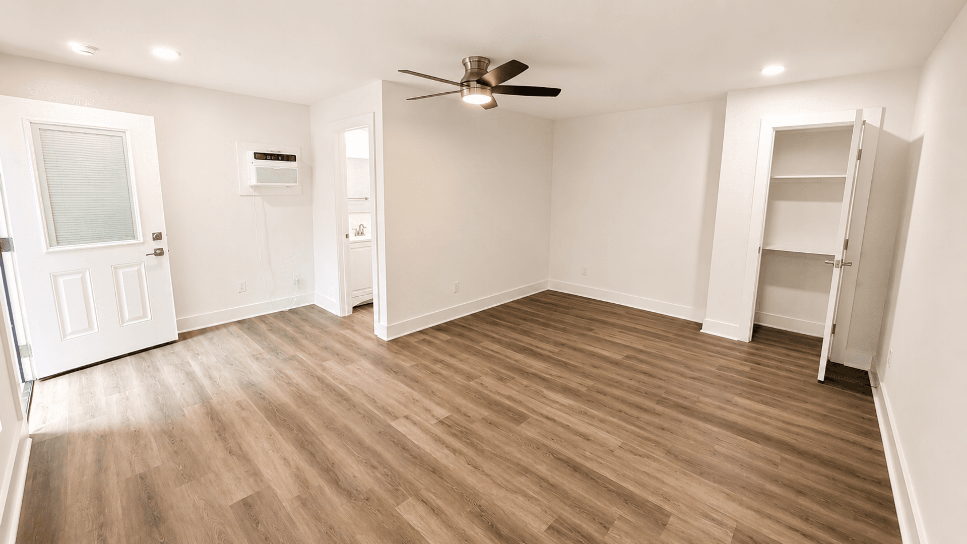 Austin House: 910 W 22nd 1/2 St