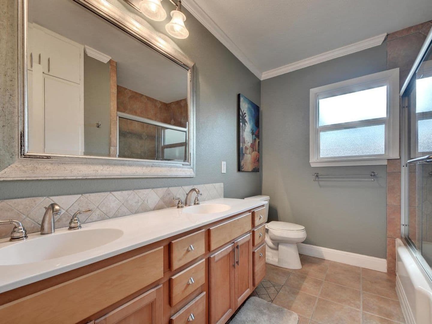 Austin House: 610 W. North Loop