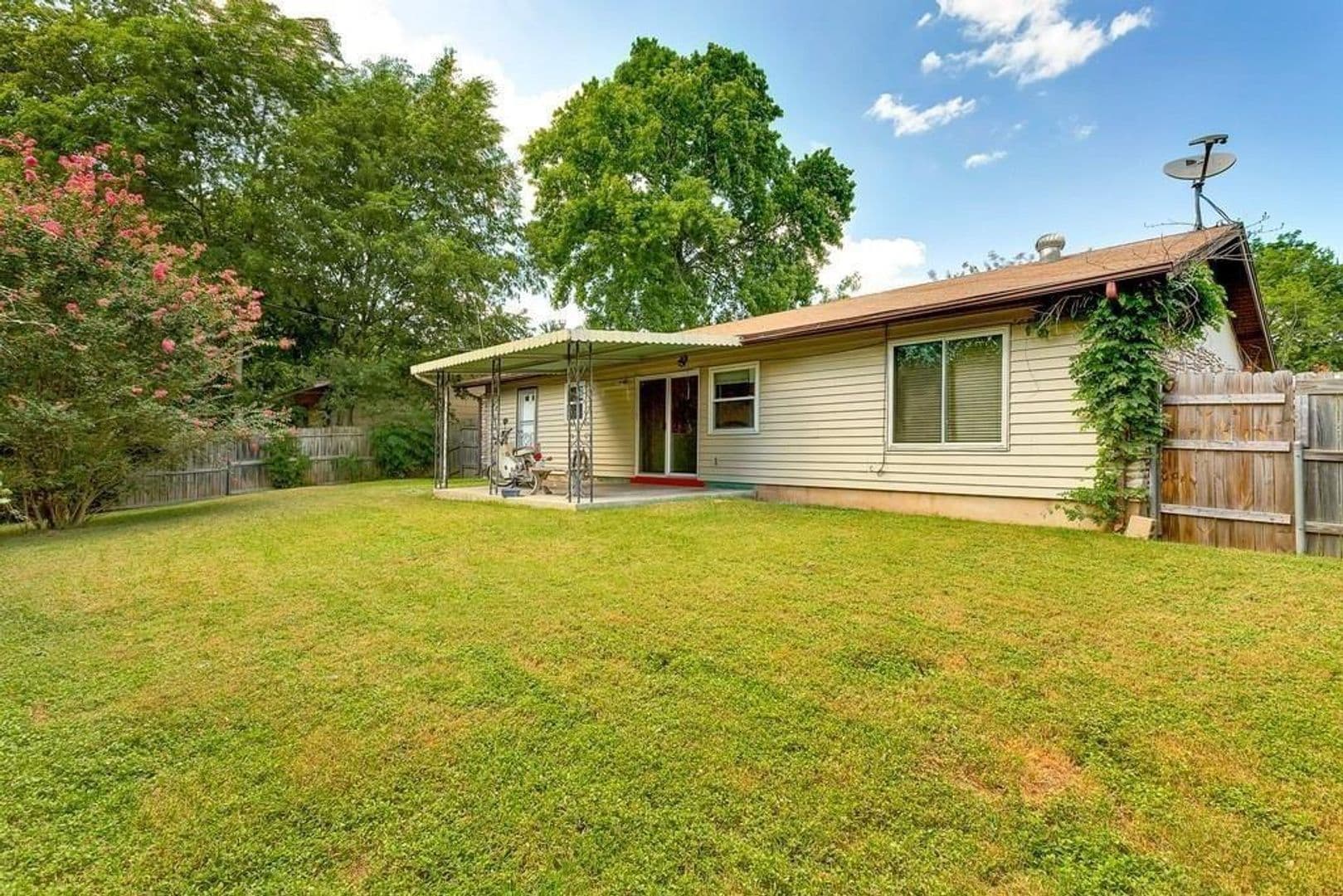 Austin House: 1703 Rockbridge Ter