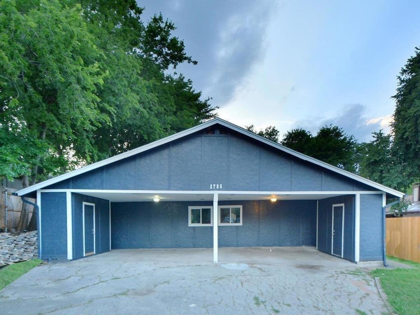 Austin Multiplex: 2706 Parker Lane