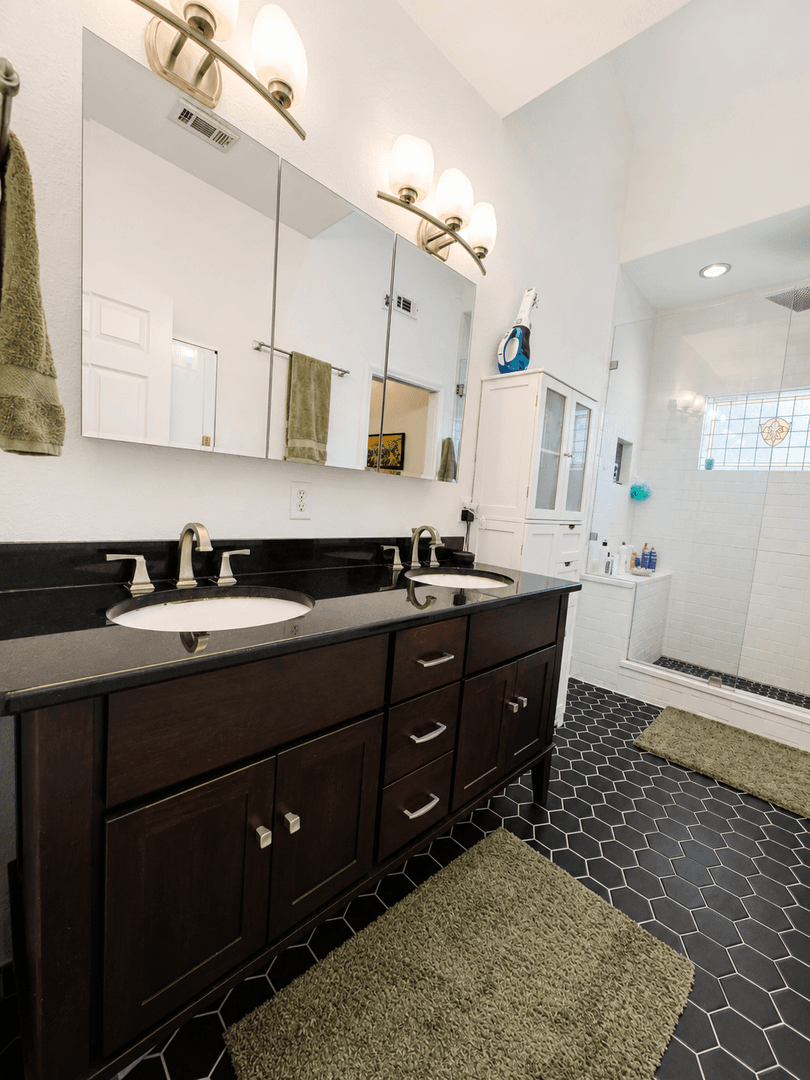 Austin House: 1612 Miriam #B