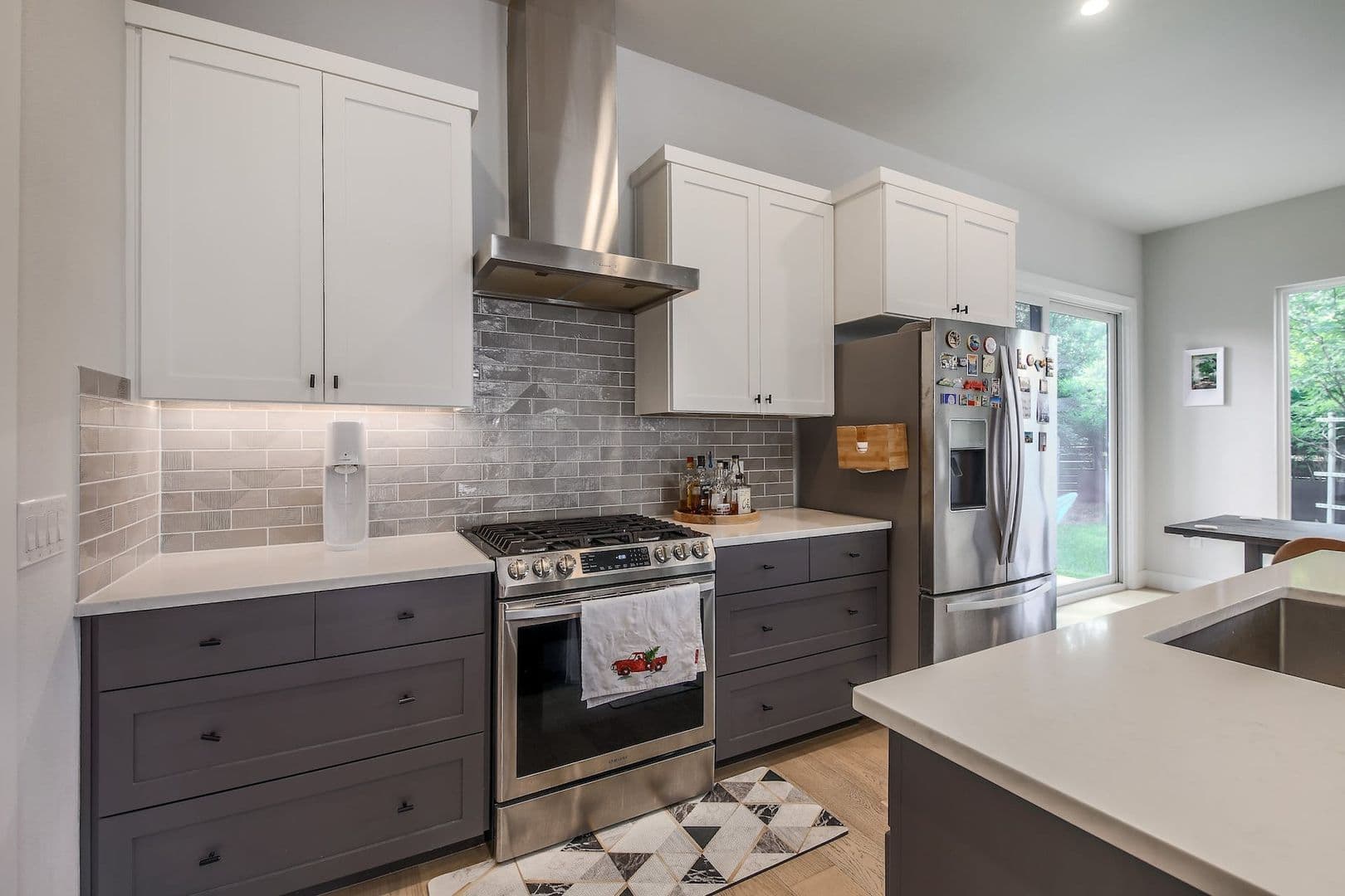 Austin House: 4804 Duval Rd