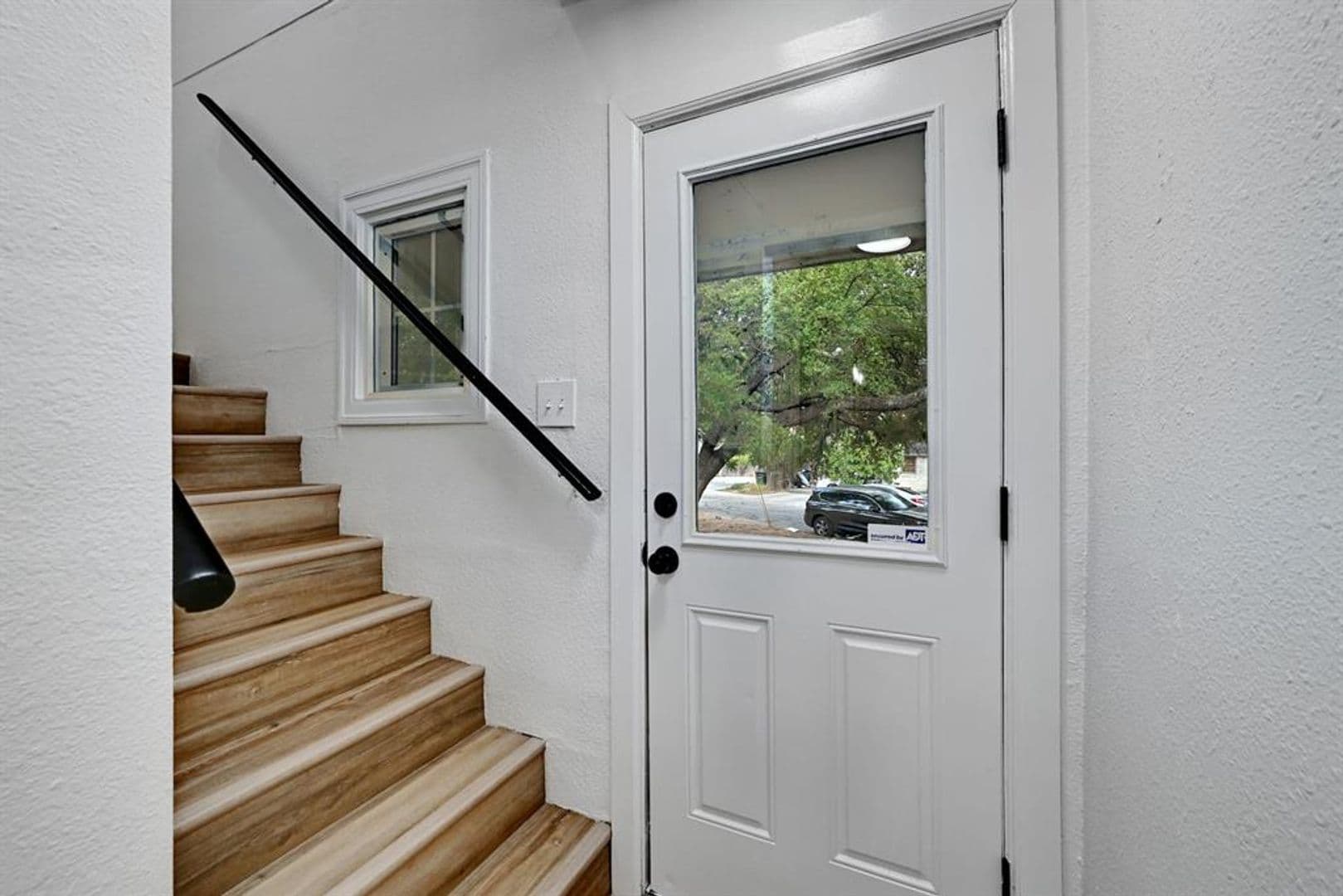 Austin Multiplex: 2305 Longview St
