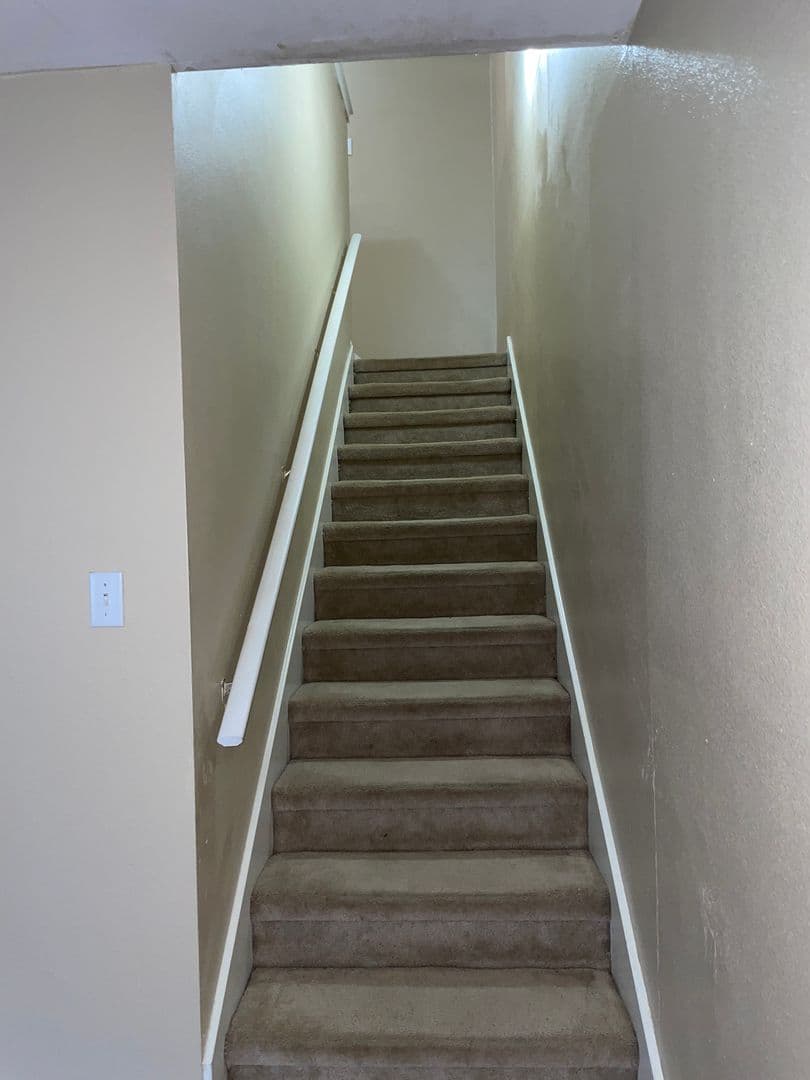 Austin Multiplex: 2400 Riddle Rd - Unit B