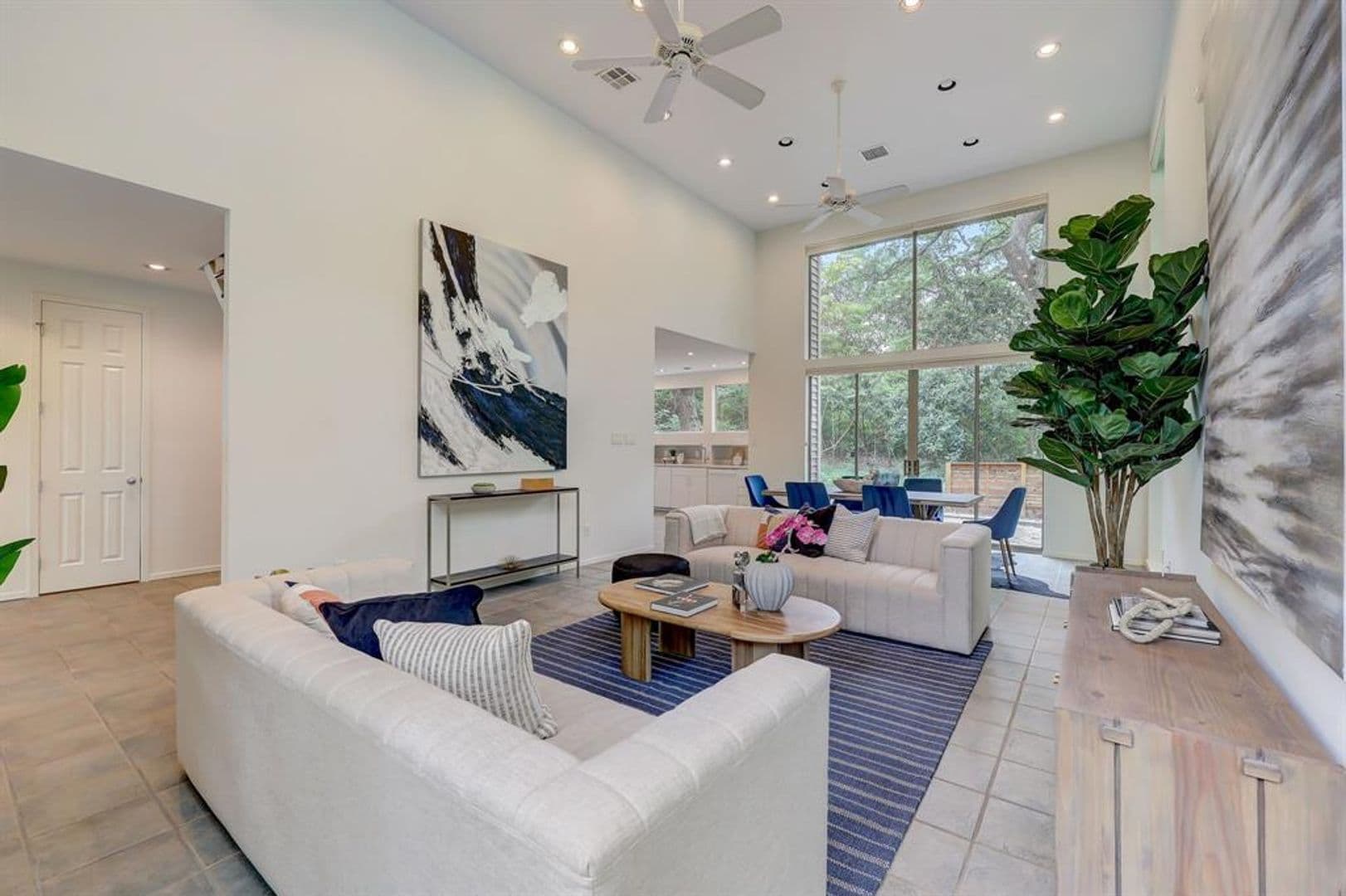 Austin House: 805 Leonard St