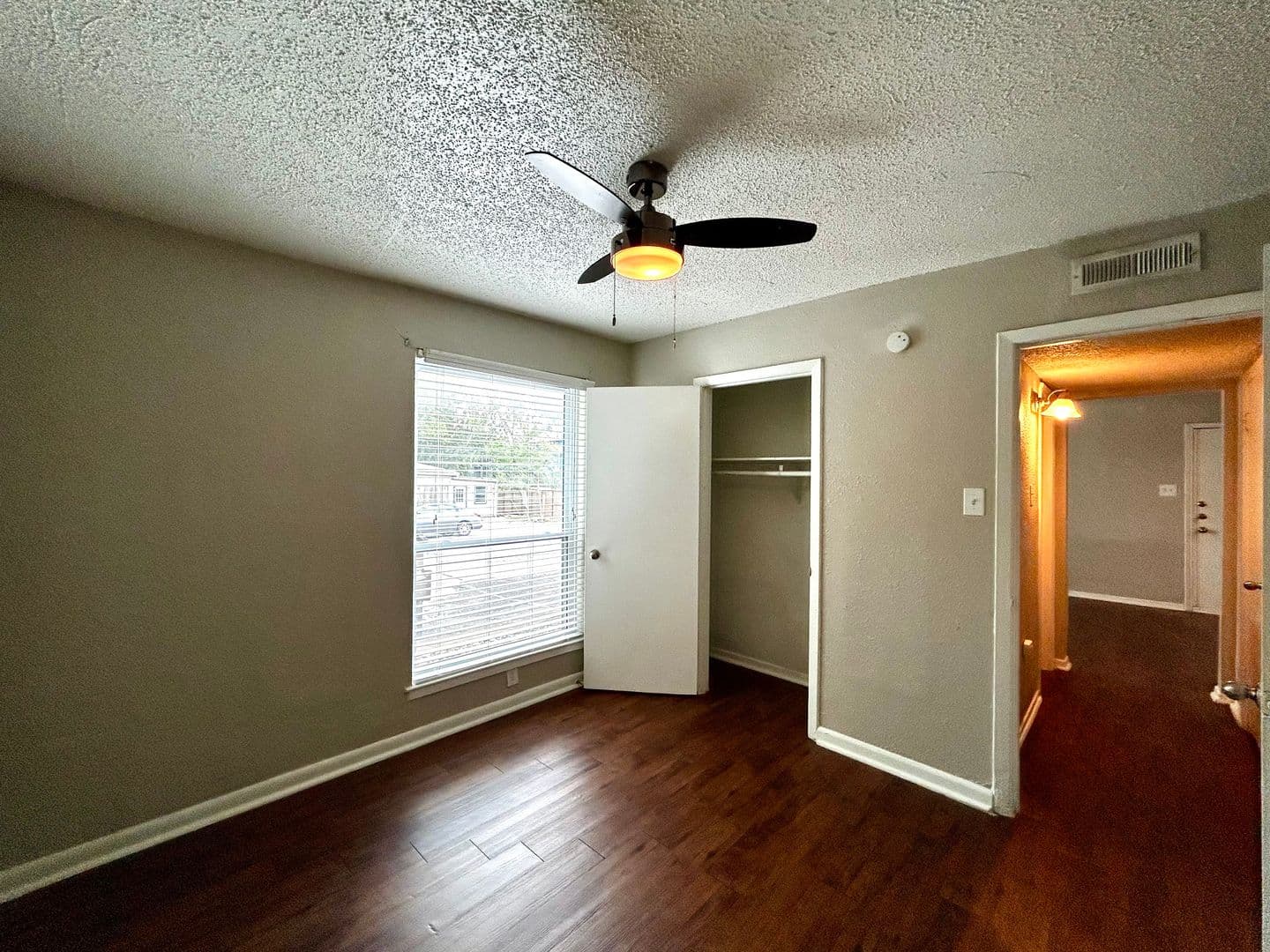 Austin Apartment: 2401 Manor Road