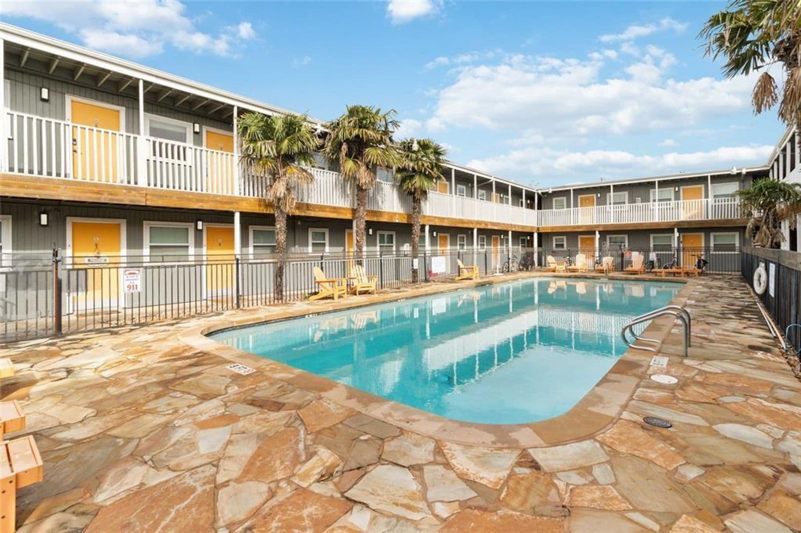 Austin Apartment: 2401 Manor Road