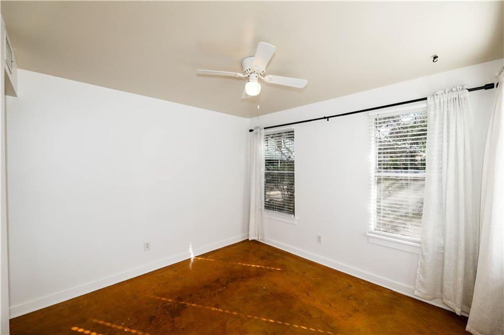 Austin Multiplex: 1305 Lorrain St - Unit D