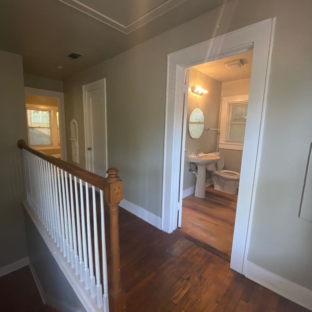 Austin Multiplex: 2714 Whitis Ave - Entire House