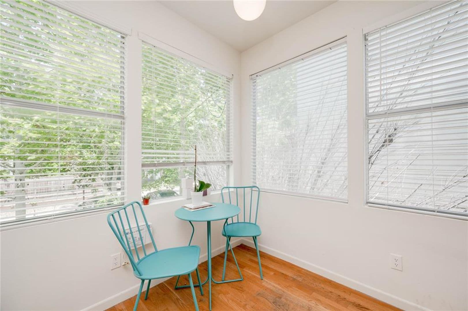 Austin House: 710 E. 45th St