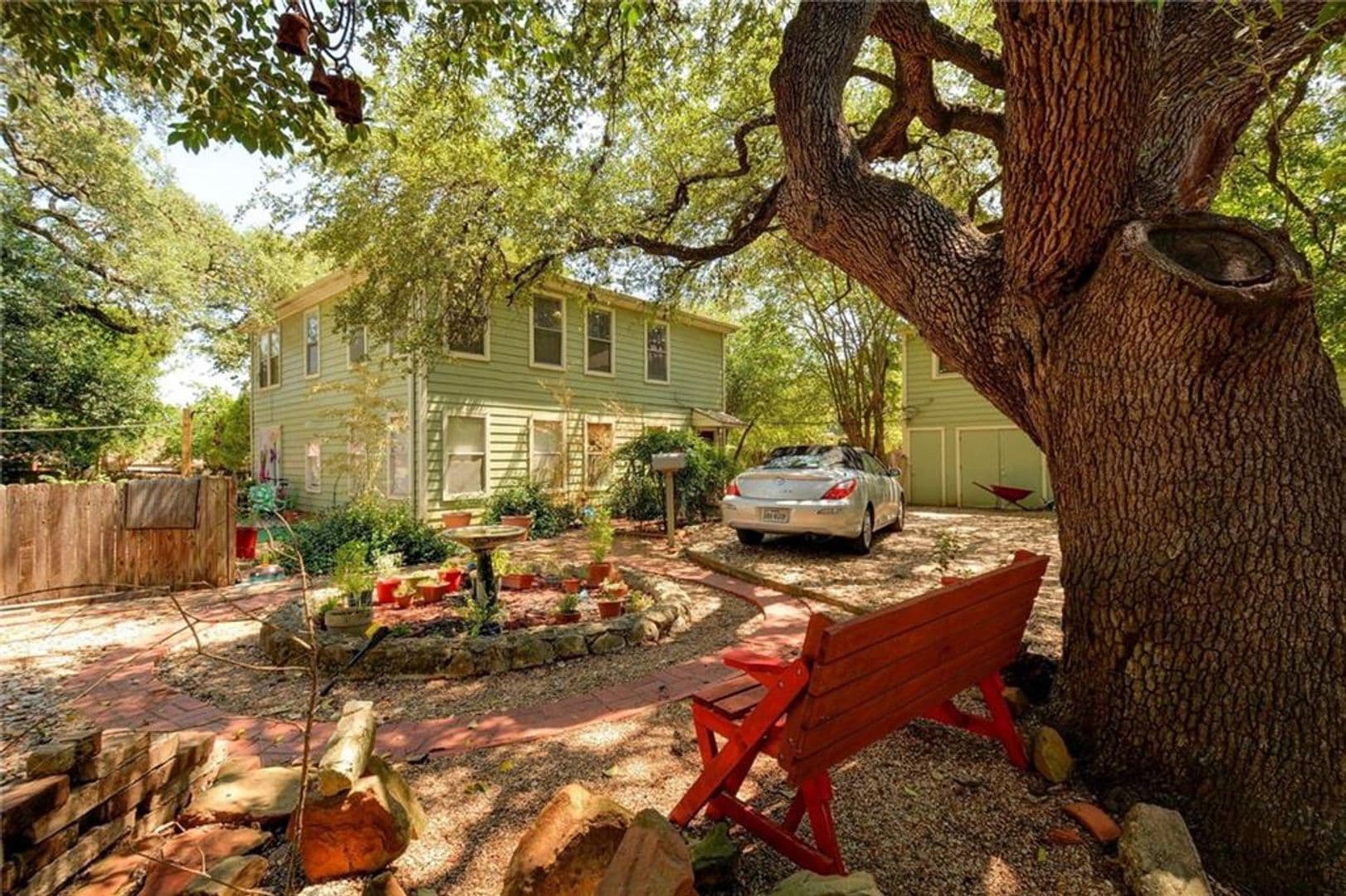 Austin Multiplex: 1305 Lorrain St - Unit E